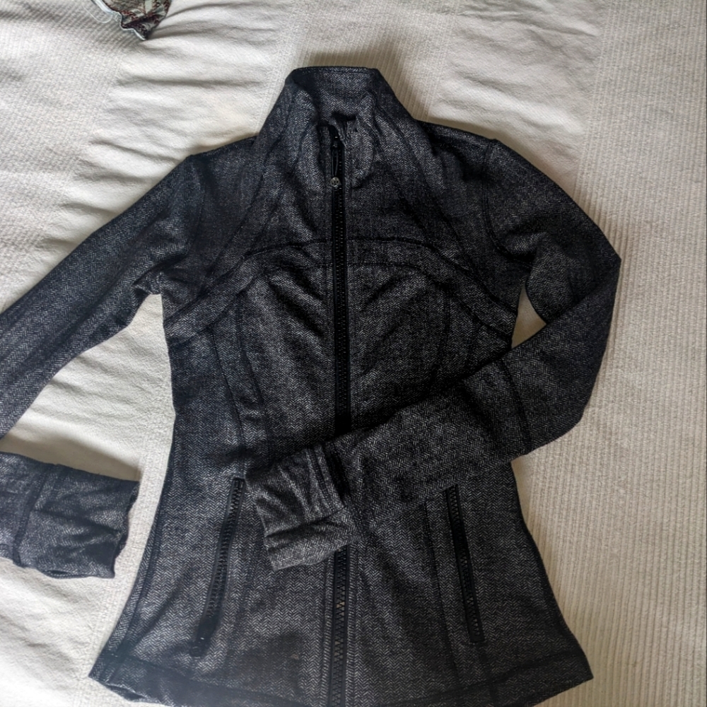 Lululemon active jacket